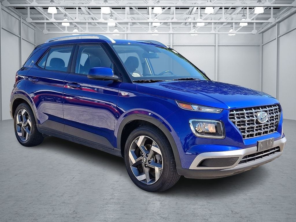 2025 Hyundai VENUE SEL FWD
