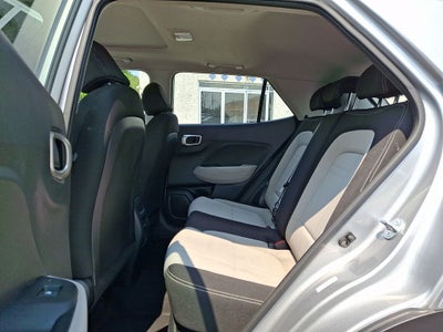 2025 Hyundai VENUE SEL FWD