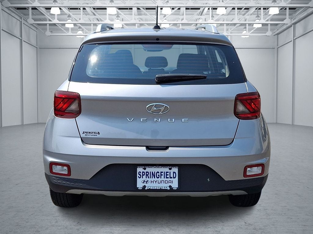 2025 Hyundai VENUE SEL FWD