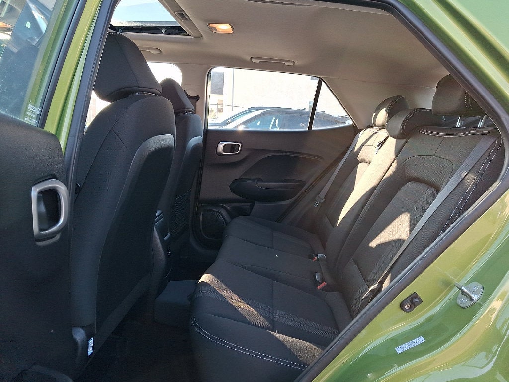 2024 Hyundai VENUE SEL FWD