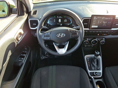 2024 Hyundai VENUE SEL FWD