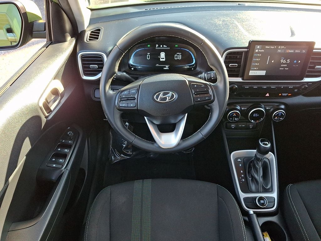 2024 Hyundai VENUE SEL FWD