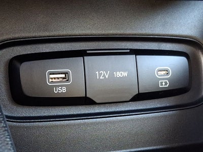 2024 Hyundai VENUE SEL FWD