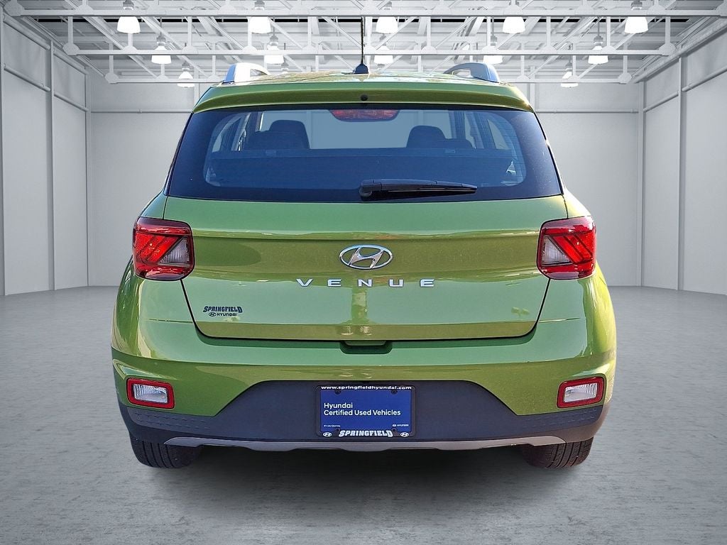 2024 Hyundai VENUE SEL FWD