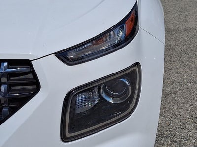 2023 Hyundai VENUE SEL FWD