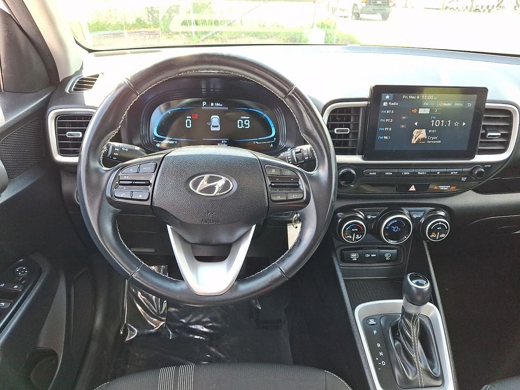 2023 Hyundai VENUE SEL FWD