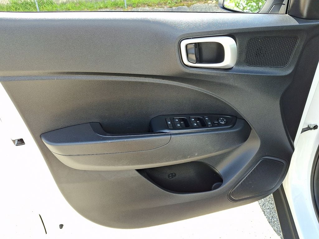2023 Hyundai VENUE SEL FWD