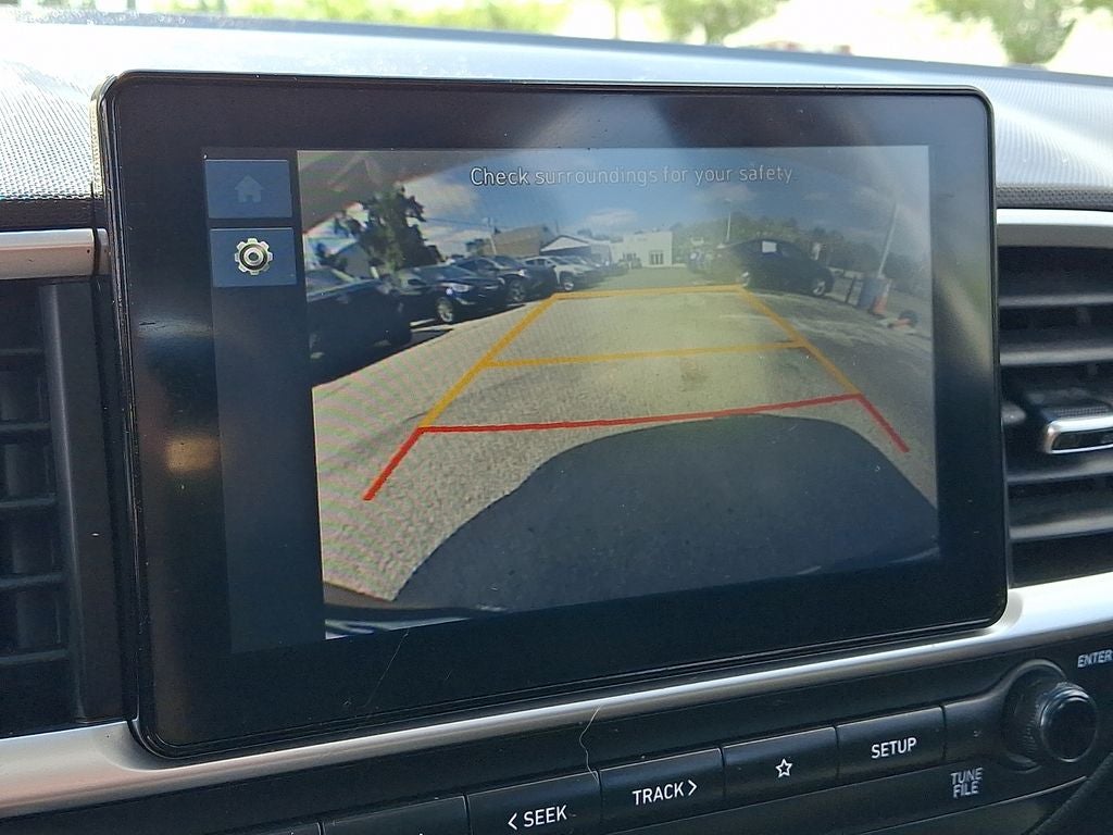 2023 Hyundai VENUE SEL FWD