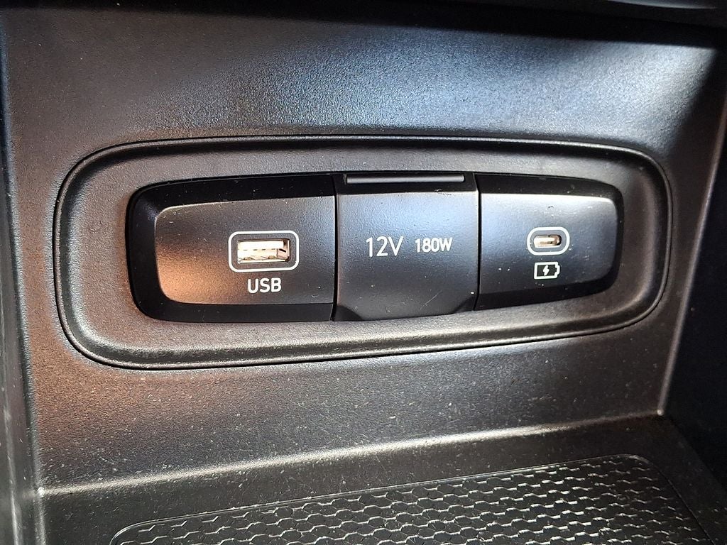 2023 Hyundai VENUE SEL FWD