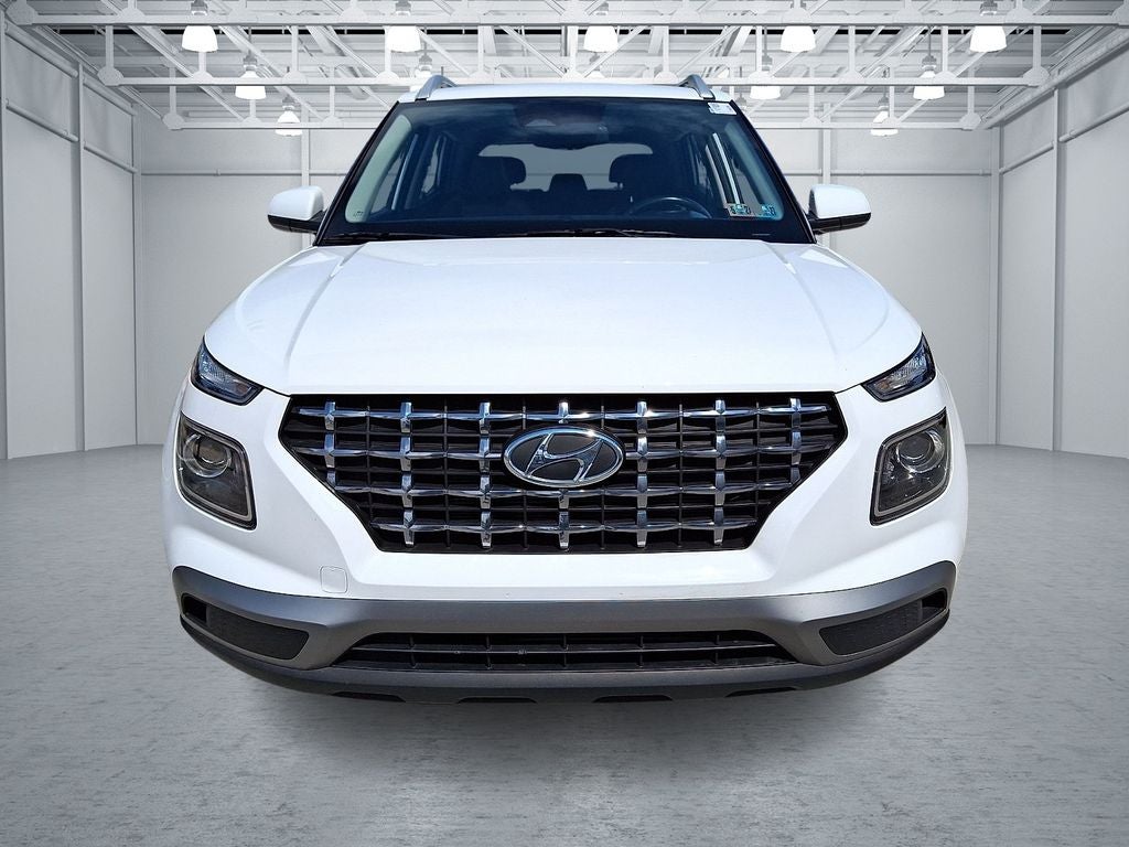 2023 Hyundai VENUE SEL FWD