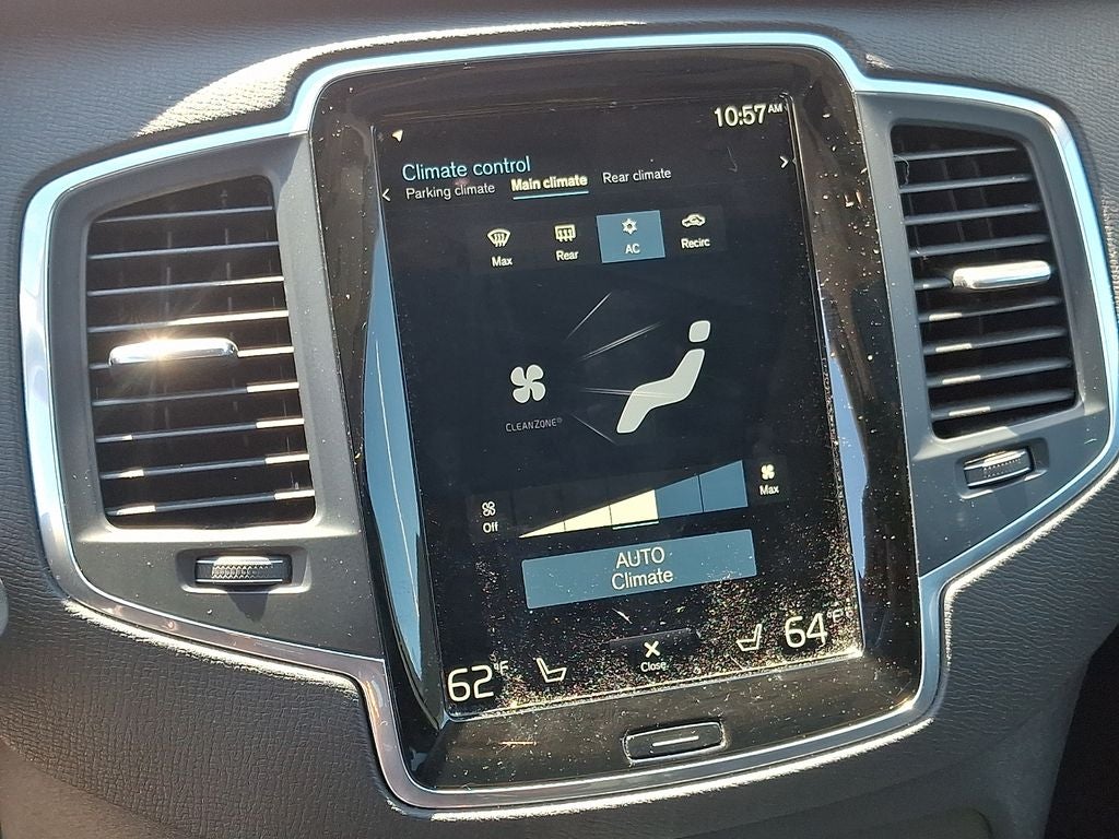 2020 Volvo XC90 T6 Momentum AWD