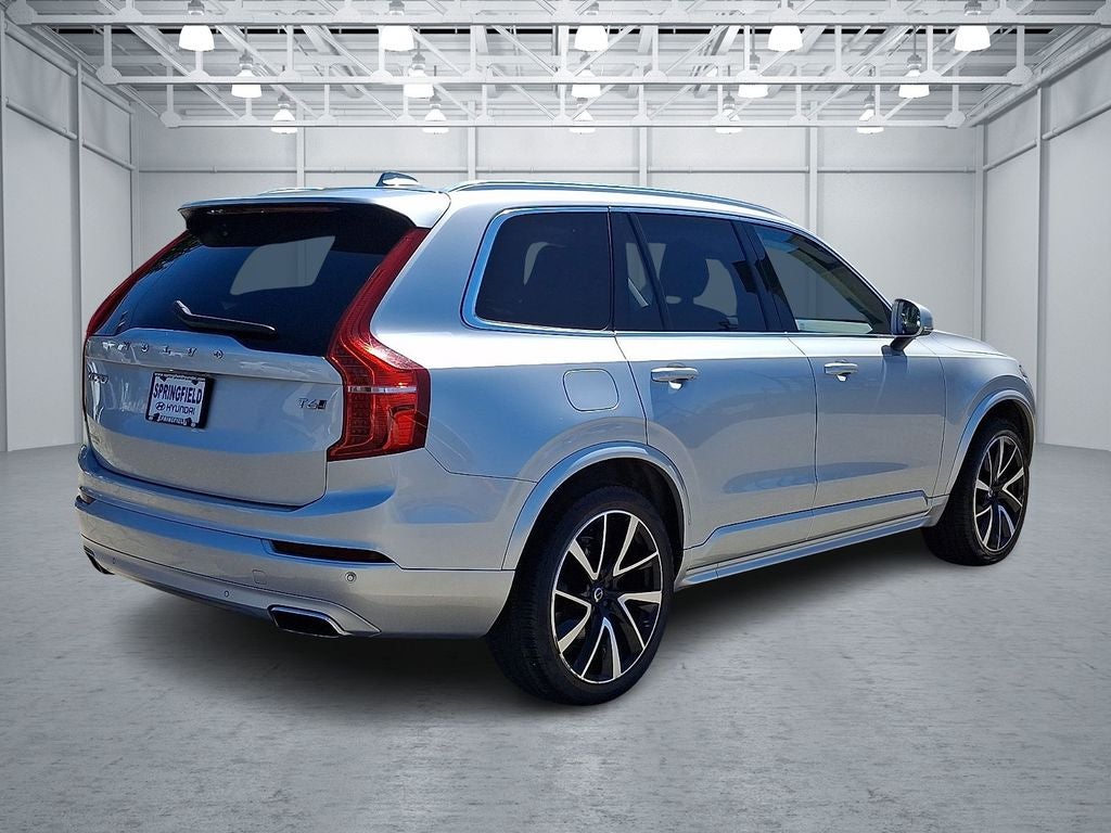 2020 Volvo XC90 T6 Momentum AWD