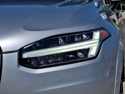 2020 Volvo XC90 T6 Momentum AWD